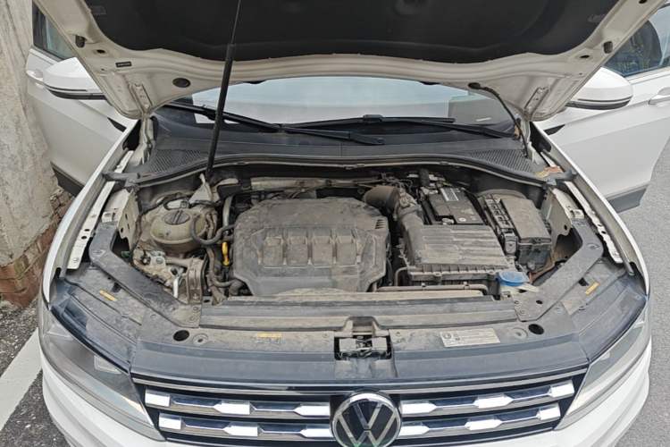 Used Volkswagen Tiguan L 2021 330TSI Automatic Two-Wheel Drive Smart Edition Engine Bay