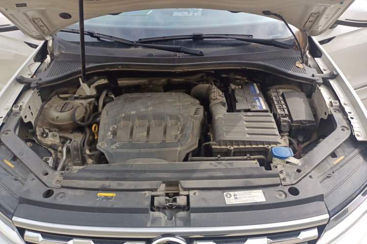 Used Volkswagen Tiguan L 2021 330TSI Automatic Two-Wheel Drive R-Line Flagship Edition Engine Bay