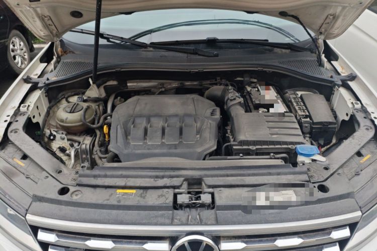 Used Volkswagen Tiguan L 2021 330TSI Automatic Two-Wheel Drive R-Line Enhanced Edition Engine Bay