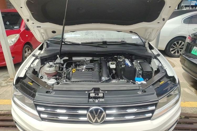 Used Volkswagen Tiguan L 2021 280TSI Automatic Two-Wheel Drive Smart Edition Engine Bay