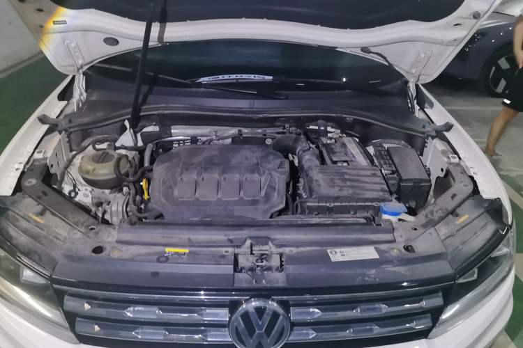 Used Volkswagen Tiguan L 2021 330TSI Automatic Two-Wheel Drive Smart Edition Engine Bay