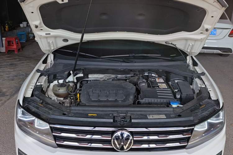 Used Volkswagen Tiguan L 2021 330TSI Automatic Two-Wheel Drive Smart Edition Engine Bay