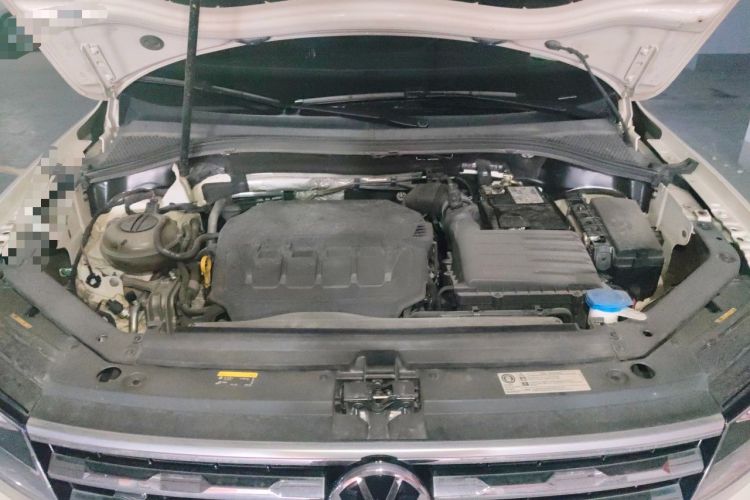 Used Volkswagen Tiguan L 2021 330TSI Automatic Two-Wheel Drive R-Line Enhanced Edition Engine Bay