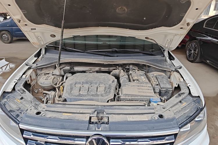 Used Volkswagen Tiguan L 2021 330TSI Automatic Two-Wheel Drive R-Line Enhanced Edition Engine Bay