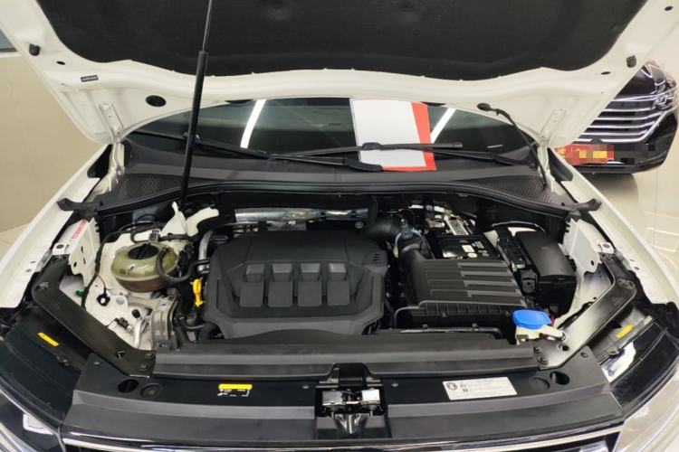 Used Volkswagen Tiguan L 2021 330TSI Automatic Two-Wheel Drive Smart Edition Engine Bay