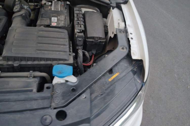 Used Volkswagen Tiguan L 2021 330TSI Automatic Two-Wheel Drive R-Line Enhanced Edition Engine Bay Left