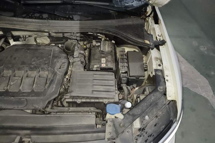 Used Volkswagen Tiguan L 2021 330TSI Automatic Two-Wheel Drive R-Line Enhanced Edition Engine Bay Left