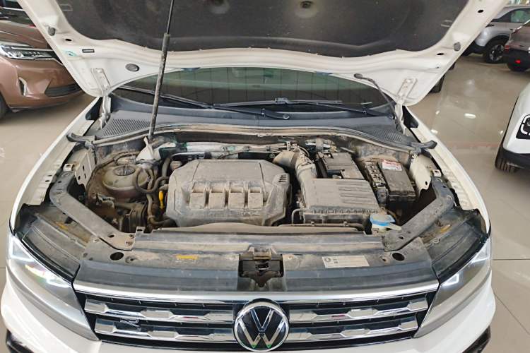 Used Volkswagen Tiguan L 2021 330TSI Automatic Two-Wheel Drive R-Line Enhanced Edition Engine Bay