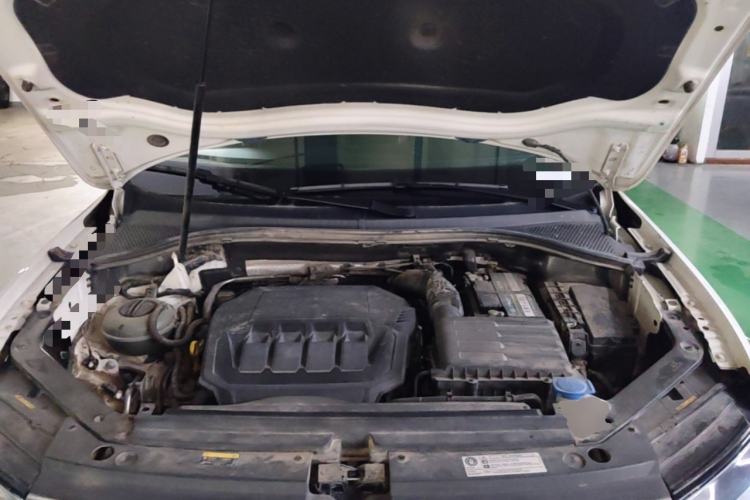 Used Volkswagen Tiguan L 2021 330TSI Automatic Two-Wheel Drive R-Line Enhanced Edition Engine Bay