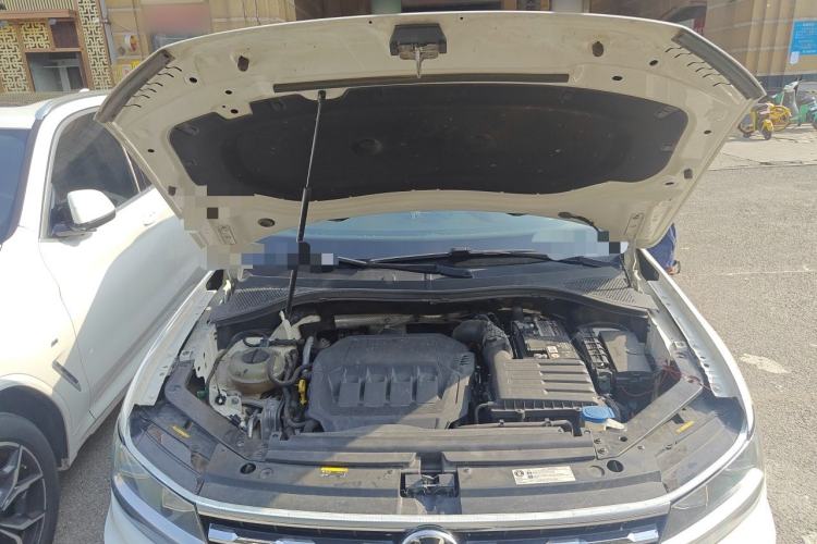 Used Volkswagen Tiguan L 2021 330TSI Automatic Two-Wheel Drive R-Line Enhanced Edition Engine Bay