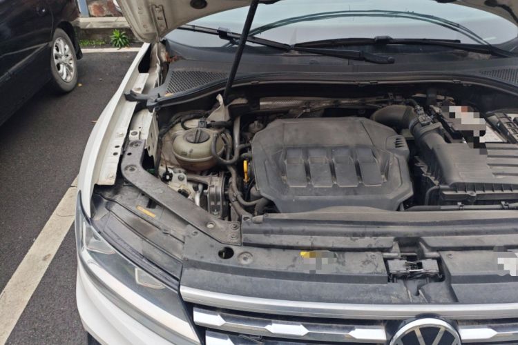 Used Volkswagen Tiguan L 2021 330TSI Automatic Two-Wheel Drive R-Line Enhanced Edition Engine Bay Right