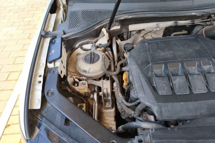 Used Volkswagen Tiguan L 2021 330TSI Automatic Two-Wheel Drive R-Line Enhanced Edition Engine Bay Right