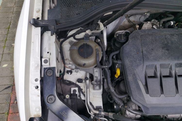 Used Volkswagen Tiguan L 2021 330TSI Automatic Two-Wheel Drive R-Line Enhanced Edition Engine Bay Right