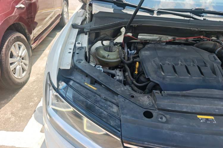 Used Volkswagen Tiguan L 2021 330TSI Automatic Two-Wheel Drive Smart Edition Engine Bay Right