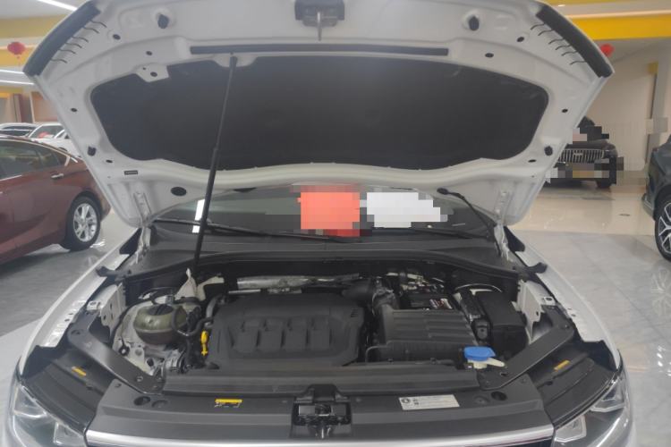 Used Volkswagen Tiguan L 2021 330TSI Automatic Two-Wheel Drive R-Line Enhanced Edition Engine Bay