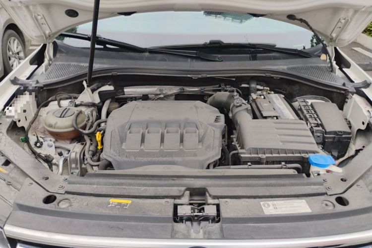 Used Volkswagen Tiguan L 2021 330TSI Automatic Two-Wheel Drive R-Line Enhanced Edition Engine Bay