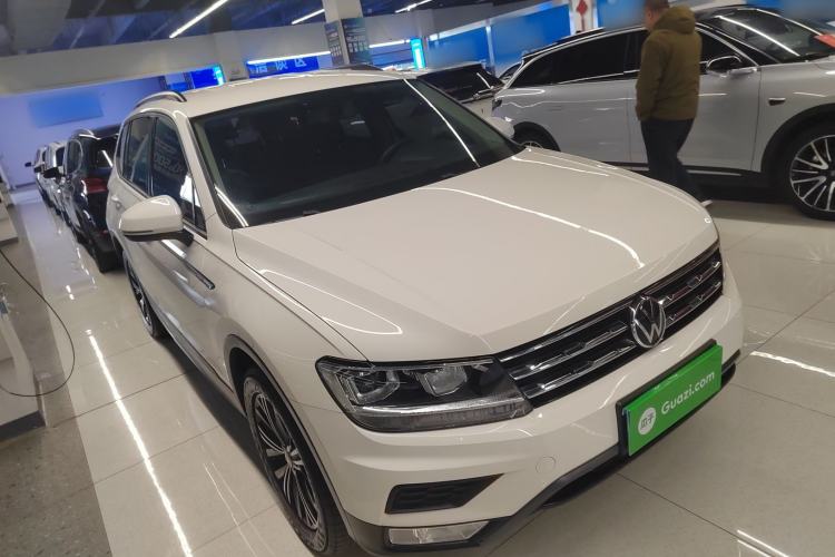 Used Volkswagen Tiguan L 2021 280TSI Automatic Two-Wheel Drive Comfort Edition – Low-Trim Version Exterior 1