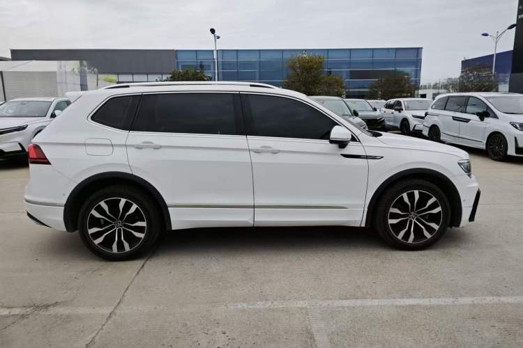 Used Volkswagen Tiguan L 2021 380TSI Automatic All-Wheel Drive R-Line Comfort Plus 7-Seater Exterior 1