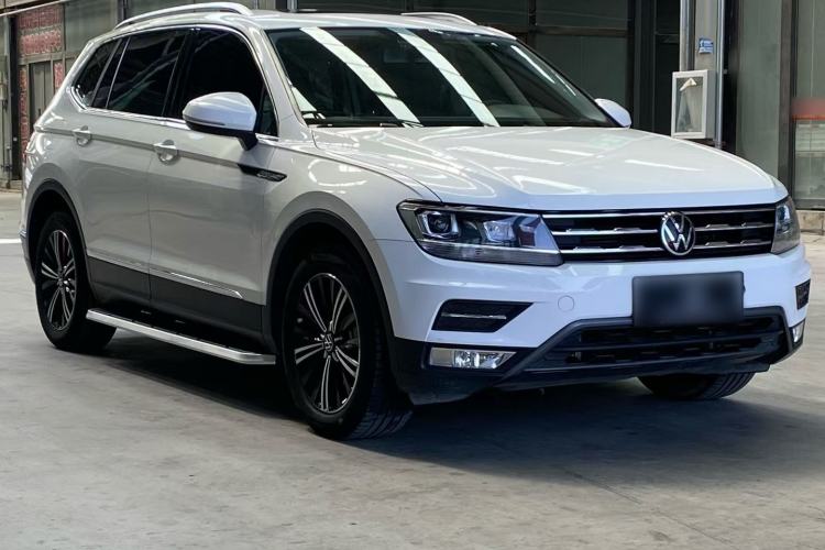 Used Volkswagen Tiguan L 2021 330TSI Automatic Two-Wheel Drive Smart Edition Exterior 2