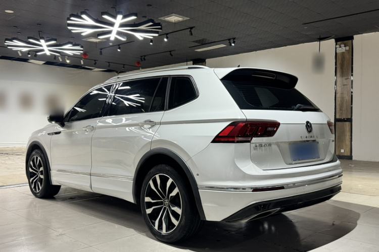Used Volkswagen Tiguan L 2021 330TSI Automatic Two-Wheel Drive R-Line Enhanced Edition Exterior 2