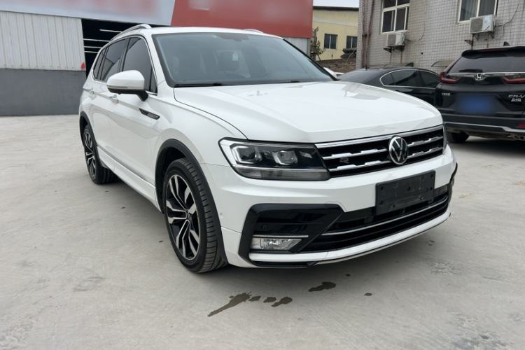 Used Volkswagen Tiguan L 2021 330TSI Automatic Two-Wheel Drive R-Line Enhanced Edition Exterior 2