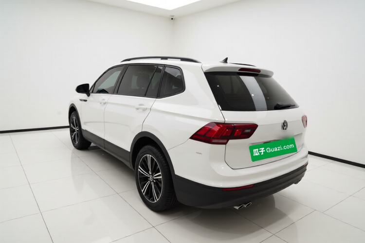 Used Volkswagen Tiguan L 2021 330TSI Automatic Two-Wheel Drive Comfort Edition Exterior 2