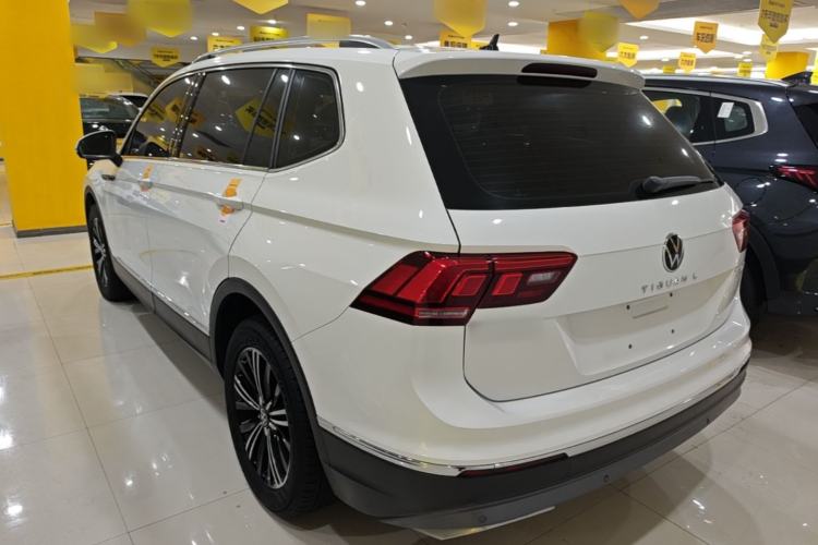 Used Volkswagen Tiguan L 2021 330TSI Automatic Two-Wheel Drive Smart Edition Exterior 2