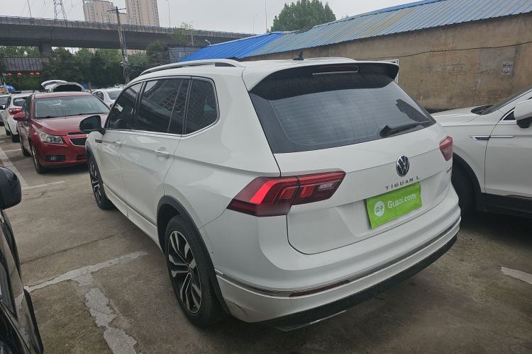 Used Volkswagen Tiguan L 2021 330TSI Automatic Two-Wheel Drive R-Line Flagship Edition Exterior 2