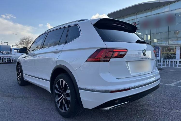 Used Volkswagen Tiguan L 2021 330TSI Automatic Two-Wheel Drive R-Line Enhanced Edition Exterior 4