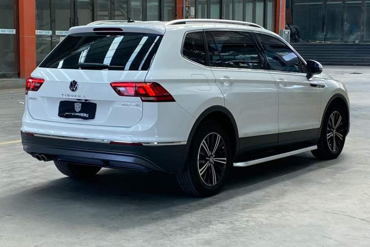 Used Volkswagen Tiguan L 2021 330TSI Automatic Two-Wheel Drive Smart Edition Exterior 5