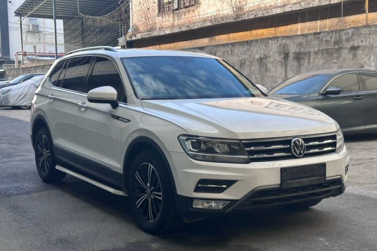 Used Volkswagen Tiguan L 2021 330TSI Automatic Two-Wheel Drive Smart Edition Exterior 5