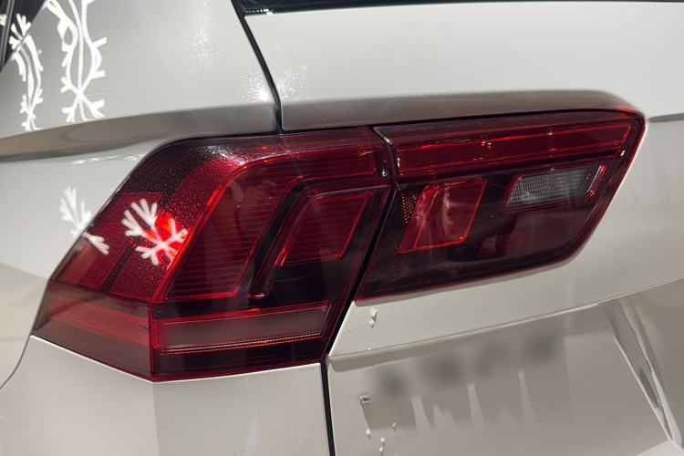Used Volkswagen Tiguan L 2021 330TSI Automatic Two-Wheel Drive R-Line Enhanced Edition Exterior 6