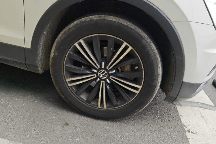 Used Volkswagen Tiguan L 2021 330TSI Automatic Two-Wheel Drive Smart Edition Exterior 7