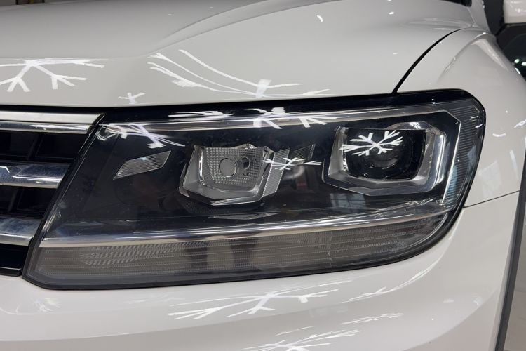 Used Volkswagen Tiguan L 2021 330TSI Automatic Two-Wheel Drive R-Line Enhanced Edition Front