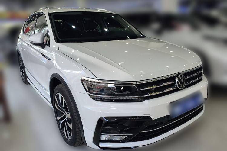 Used Volkswagen Tiguan L 2021 330TSI Automatic Two-Wheel Drive R-Line Flagship Edition Front Right 45 Deg