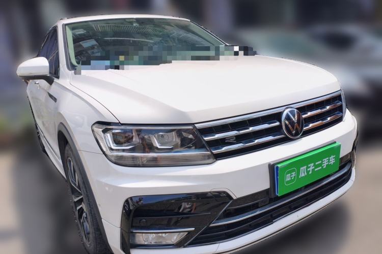 Used Volkswagen Tiguan L 2021 330TSI Automatic Two-Wheel Drive R-Line Enhanced Edition Front Right 45 Deg