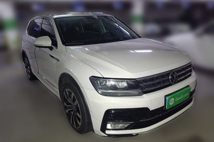 Used Volkswagen Tiguan L 2021 330TSI Automatic Two-Wheel Drive R-Line Enhanced Edition Front Right 45 Deg