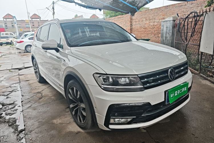 Used Volkswagen Tiguan L 2021 330TSI Automatic Two-Wheel Drive R-Line Enhanced Edition Front Right 45 Deg