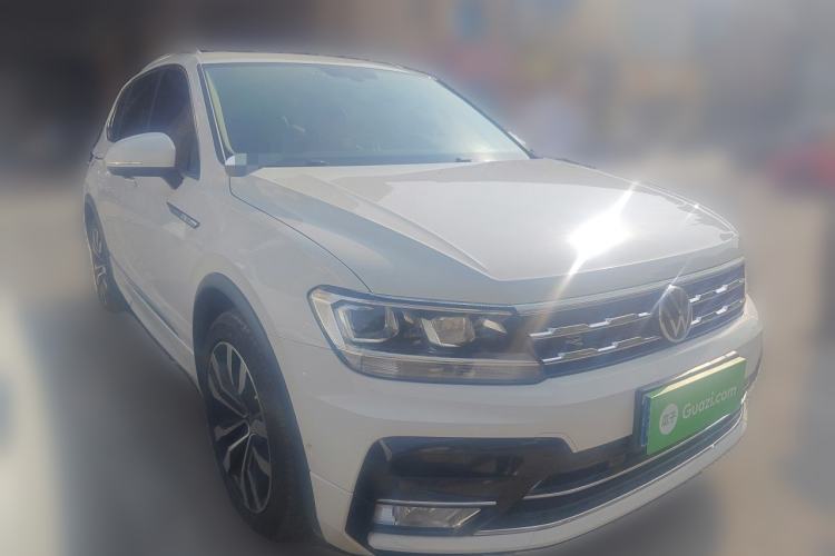 Used Volkswagen Tiguan L 2021 330TSI Automatic Two-Wheel Drive R-Line Enhanced Edition Front Right 45 Deg