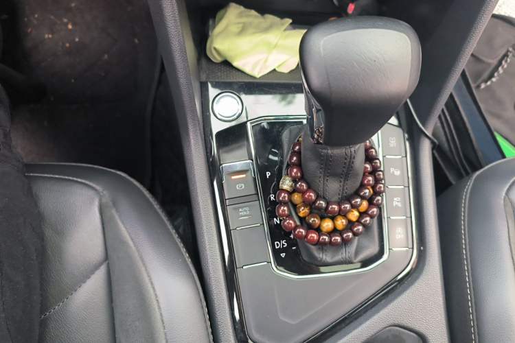 Used Volkswagen Tiguan L 2021 330TSI Automatic Two-Wheel Drive R-Line Enhanced Edition Gear Lever