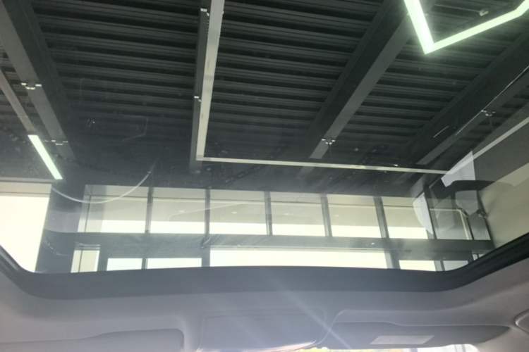 Used Volkswagen Tiguan L 2021 330TSI Automatic Two-Wheel Drive R-Line Enhanced Edition Headliner