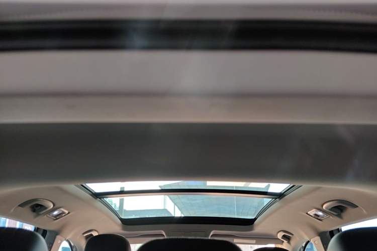 Used Volkswagen Tiguan L 2021 330TSI Automatic Two-Wheel Drive Smart Edition Headliner