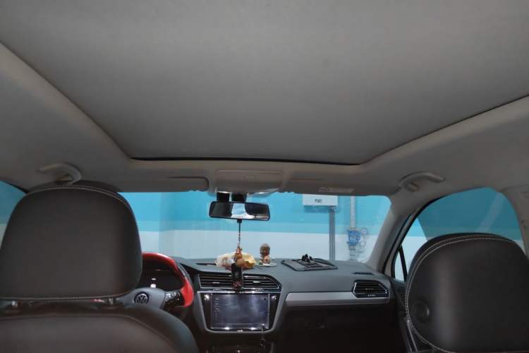 Used Volkswagen Tiguan L 2021 330TSI Automatic Two-Wheel Drive Smart Edition Headliner
