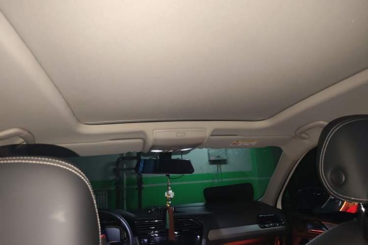 Used Volkswagen Tiguan L 2021 330TSI Automatic Two-Wheel Drive Smart Edition Headliner
