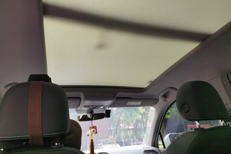 Used Volkswagen Tiguan L 2021 330TSI Automatic Two-Wheel Drive R-Line Enhanced Edition Headliner