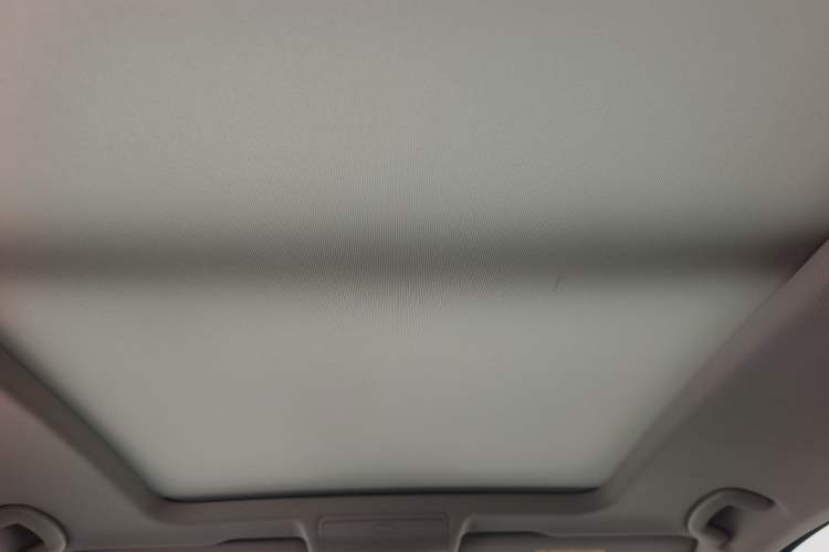 Used Volkswagen Tiguan L 2021 330TSI Automatic Two-Wheel Drive R-Line Enhanced Edition Headliner