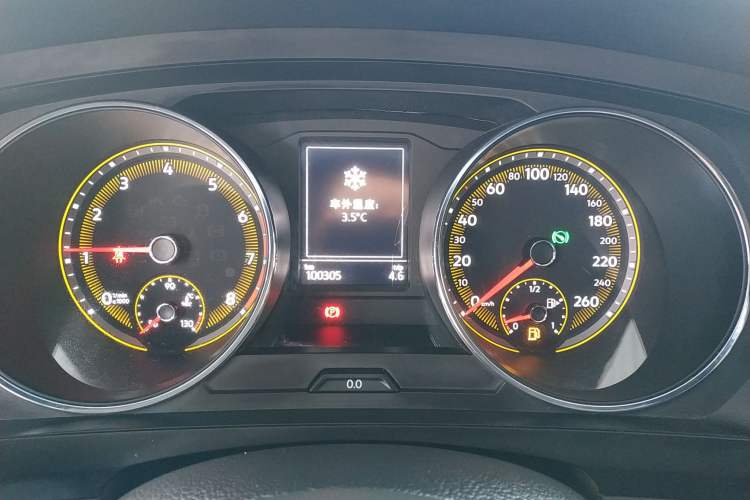 Used Volkswagen Tiguan L 2021 280TSI Automatic Two-Wheel Drive Comfort Edition – Low-Trim Version Instrument Cluster