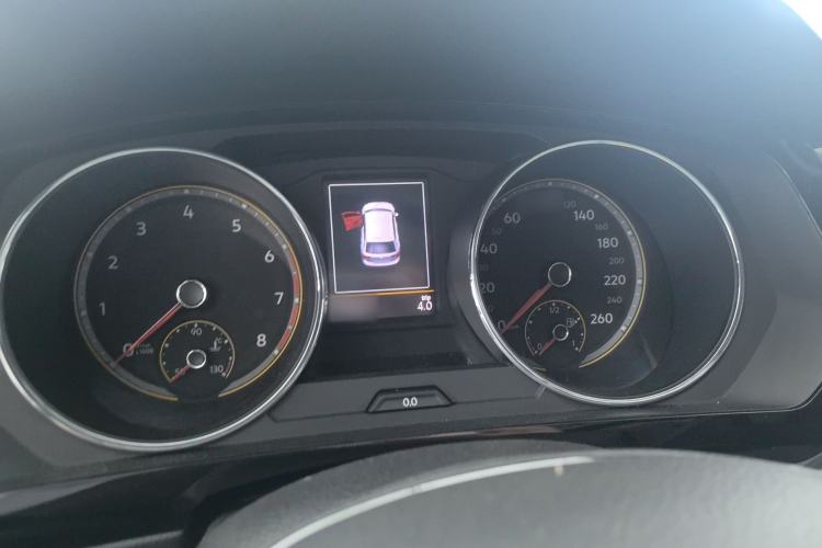 Used Volkswagen Tiguan L 2021 330TSI Automatic Two-Wheel Drive Smart Edition Instrument Cluster