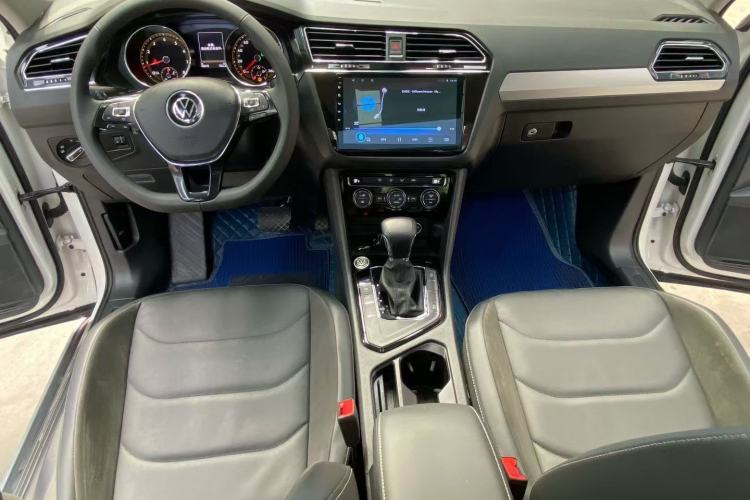 Used Volkswagen Tiguan L 2021 330TSI Automatic Two-Wheel Drive Smart Edition Interior 1