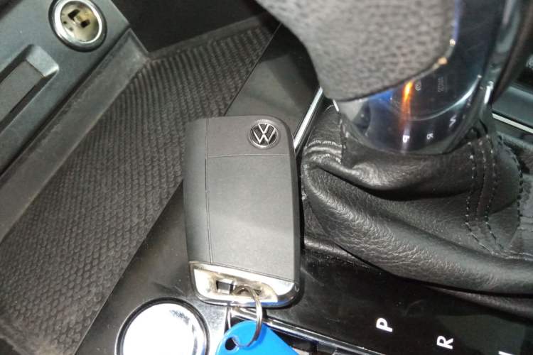 Used Volkswagen Tiguan L 2021 330TSI Automatic Two-Wheel Drive Smart Edition Interior 1